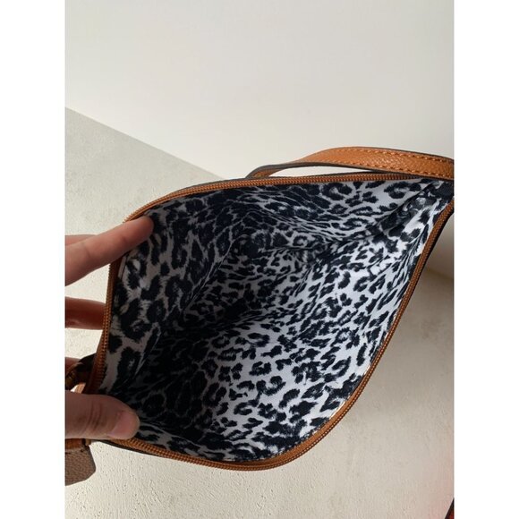 GUESS Womens Brown Purse w/ Leopard Print Lining - Picture 3 of 3